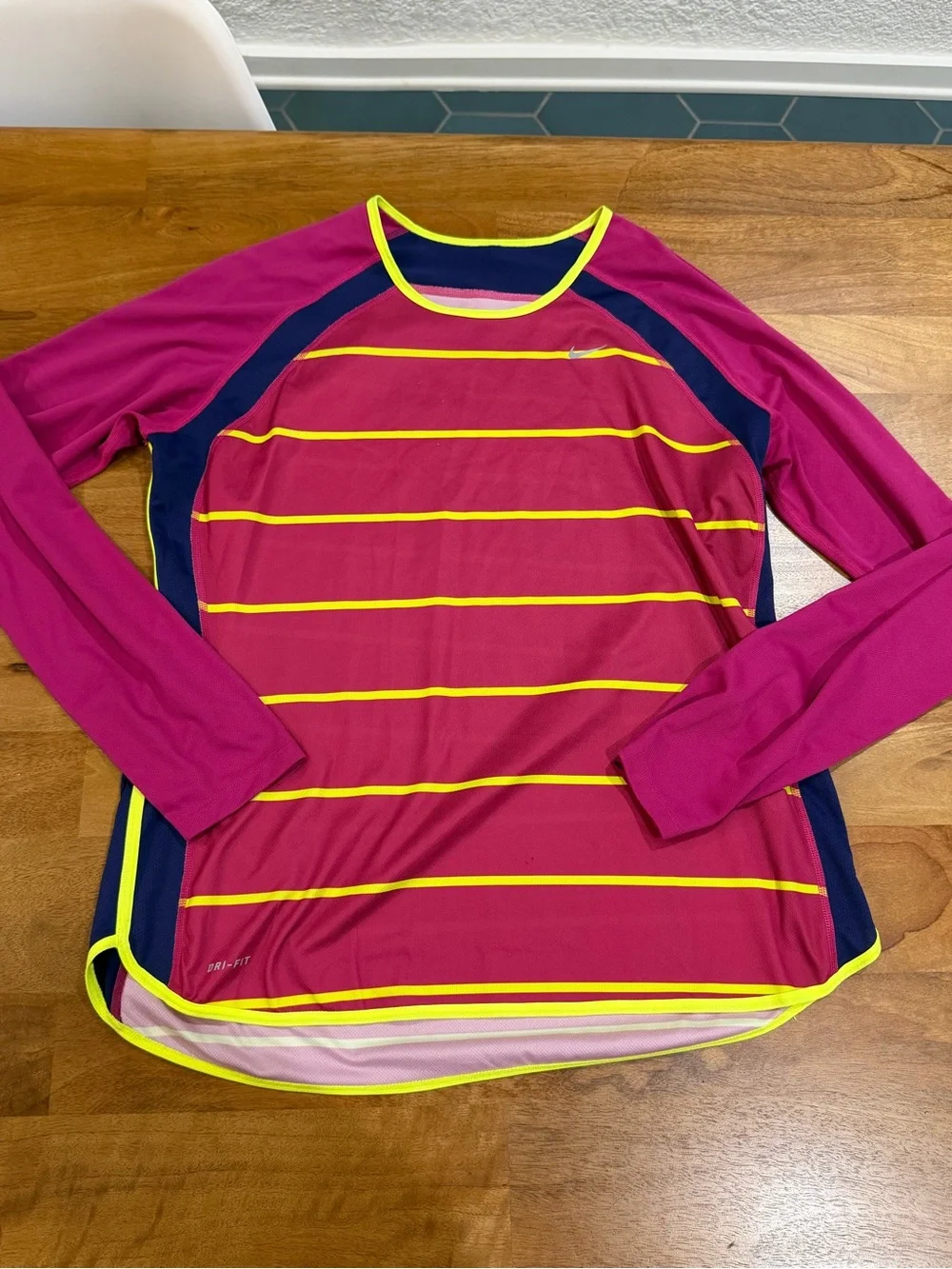 Nike Dri-Fit Fuchsia Long-Sleeve Athletic Tee with Yellow Stripes Size XL